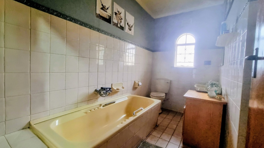 4 Bedroom Property for Sale in Deneysville Free State